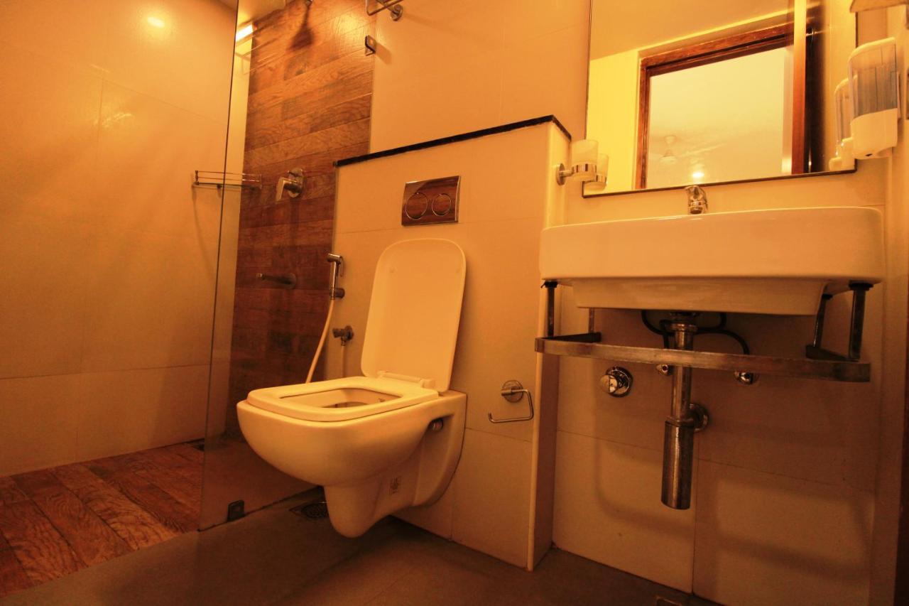 Arunaa Inn Airport Hotel,Chennai Exterior foto