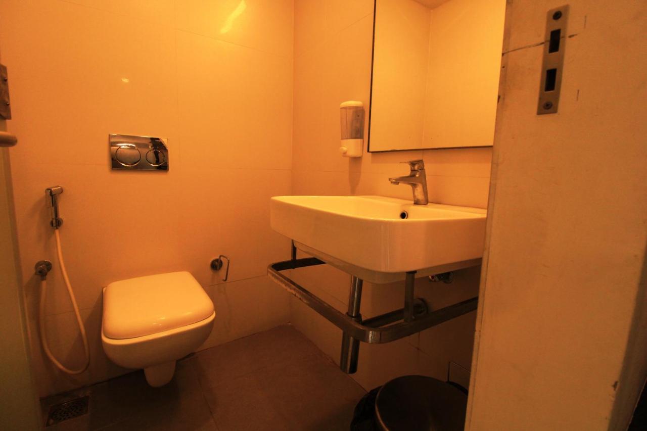 Arunaa Inn Airport Hotel,Chennai Exterior foto